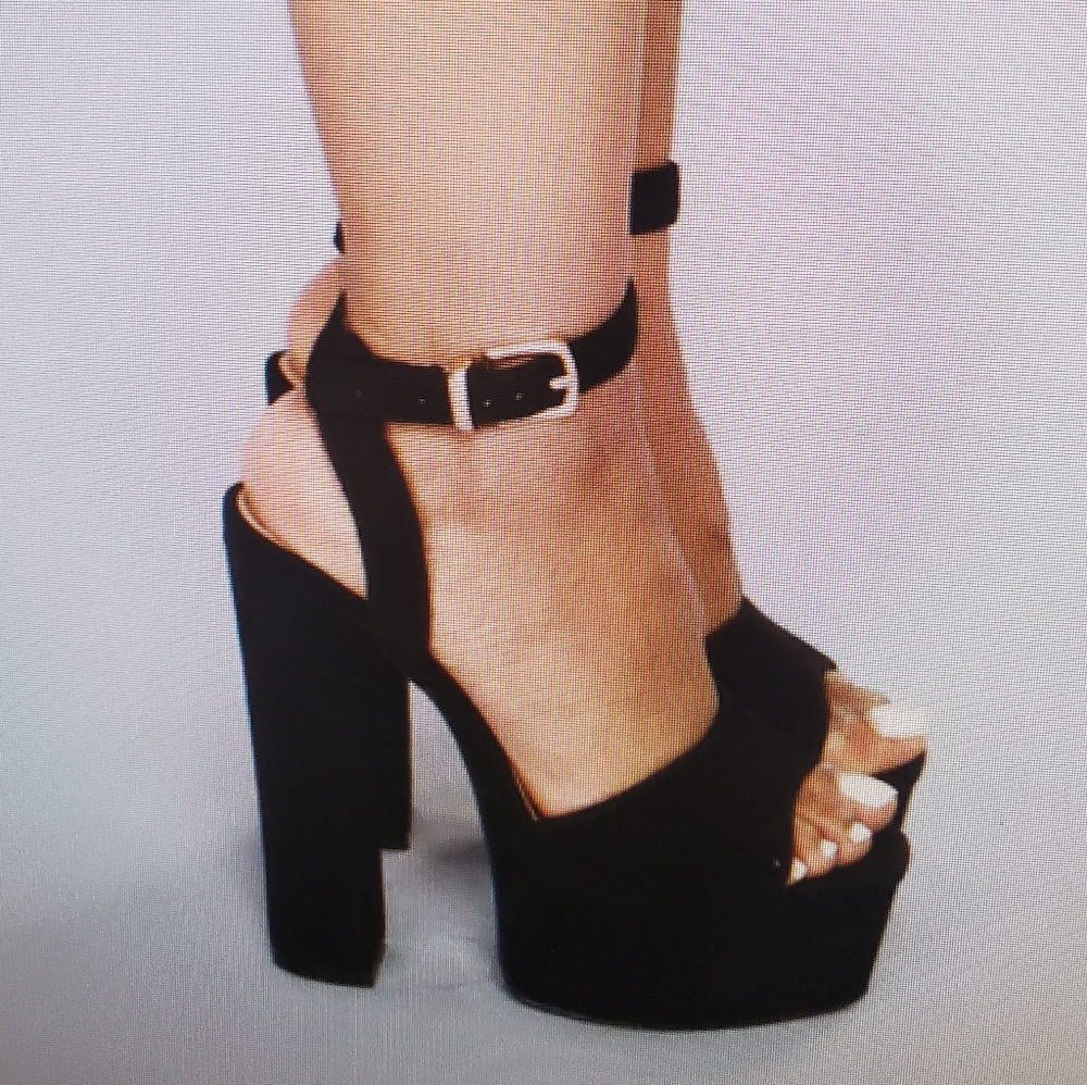 Sexy Black Heels (New)